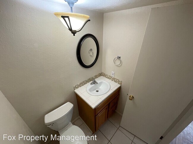 Foto del edificio - 2 br, 1.5 bath House - 1213 W. Centaur Cir...