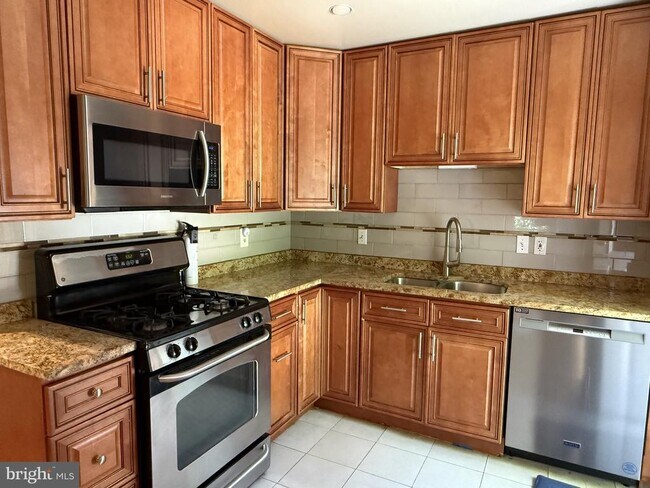 Foto del edificio - 9622 Lindenbrook St