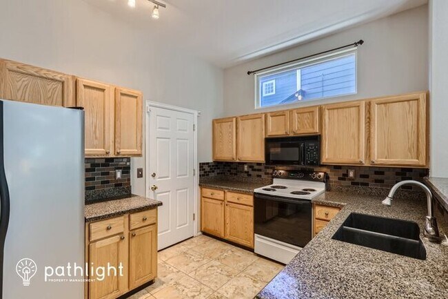 Foto del edificio - 10182 Spotted Owl Avenue, Highlands Ranch,...