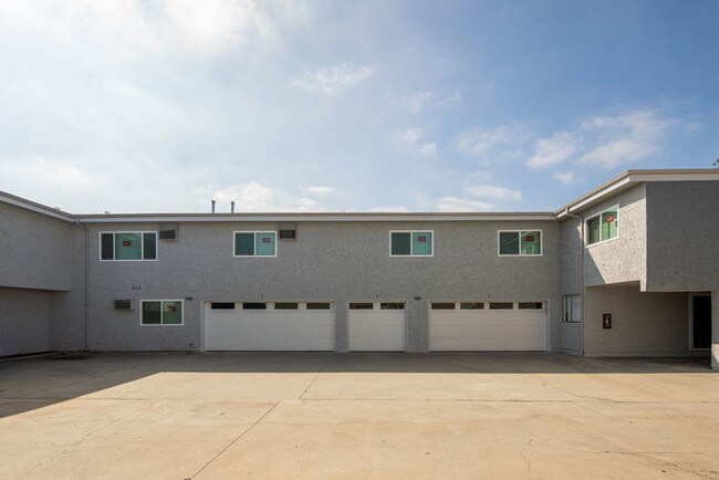 Building Photo - 16904 New Hampshire Ave