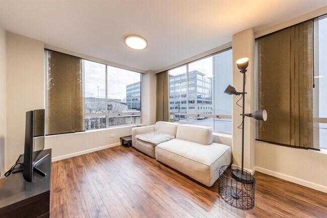 Foto del edificio - 1212 Guadalupe St