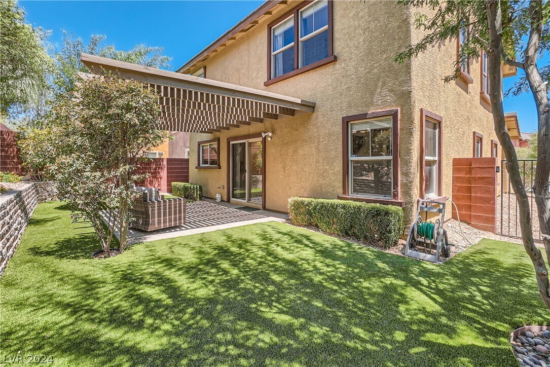 Foto principal - 5407 Bristol Bend Ct