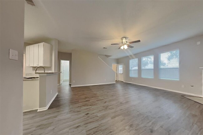 Foto del edificio - 2315 Stiller Ridge Way