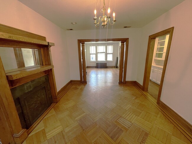 Foto del edificio - 2 Bedroom/3 level Townhome in Adams Morgan!