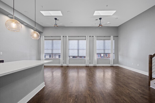 Foto del edificio - 50 Laidlaw Ave