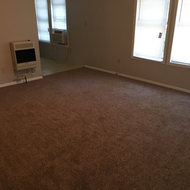 Foto del edificio - **  CLOSE TO THE U OF A **