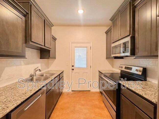 Foto del edificio - 1005A Sparrow Cv