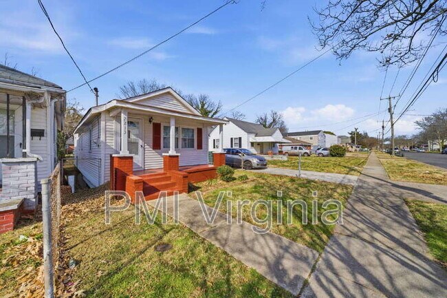 Foto del edificio - 2213 Maltby Ave