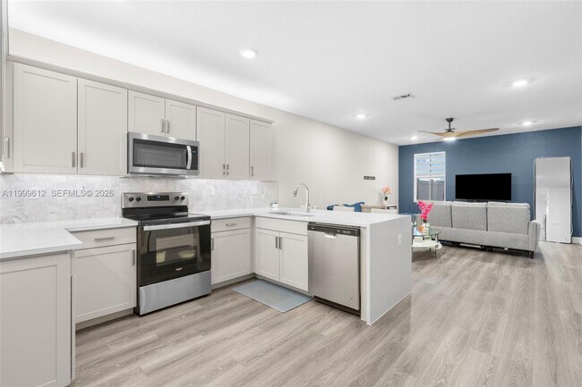 Foto del edificio - 110 SW 171st Wy