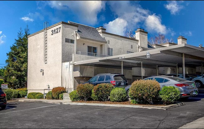 Building Photo - 3127 Foothill Blvd