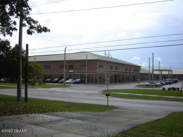 Building Photo - 76 Domicilio Ave