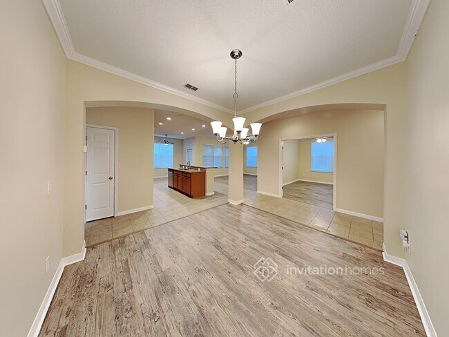 Building Photo - 4720 Cypress River Rd