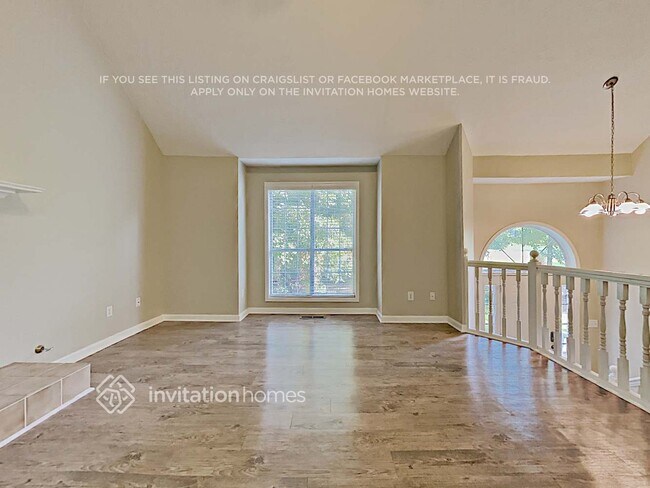 Foto del edificio - 5435 Keithwood Dr