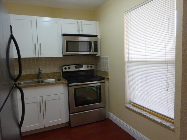 Photo - 6050 NW 64th Ave Apartment