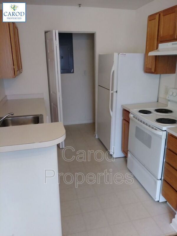Building Photo - 3961 Mohawk Ct