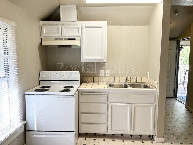 Photo - 355 W 22nd St Apartment