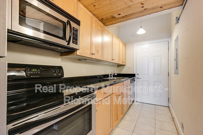 Foto del edificio - 1321 1/2 E. Main St.