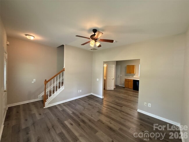 Building Photo - 1525 Braveheart Ln