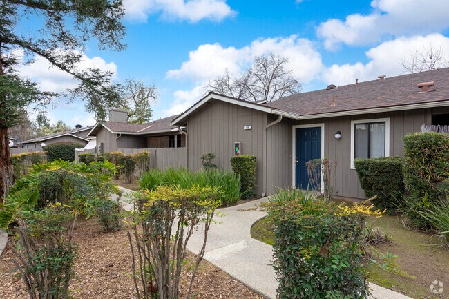 Comunidad - Dry Creek Meadows Apartments
