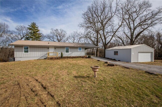 Building Photo - 18445 Posy Mountain Dr