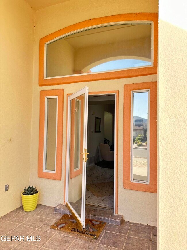 Building Photo - 4225 John B Oblinger Dr