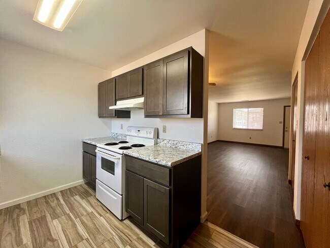 Foto del edificio - 2 Bed | 1.5 Bath | Townhouse