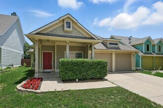 Building Photo - 909 Whisper Ln