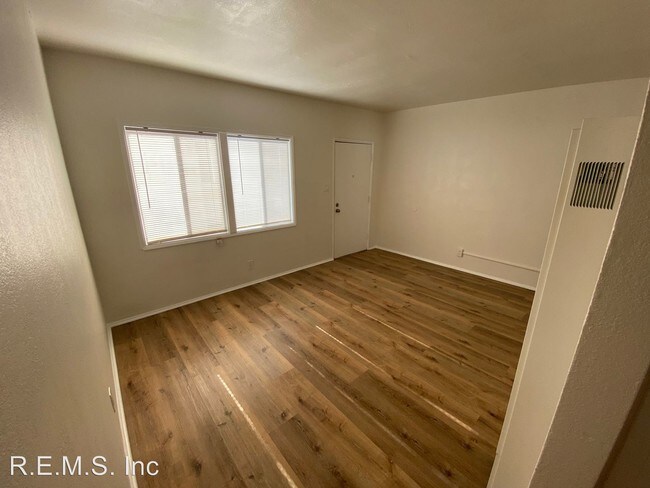 Foto del edificio - 4241-475 Redondo Beach Blvd