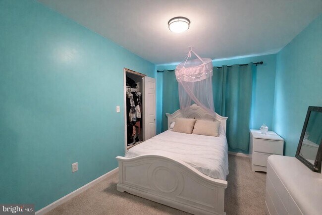 Foto del edificio - 1045 Quinton Ave