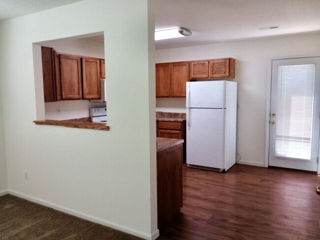 Building Photo - 1720-1722-1722 Juniper Dr