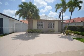 Building Photo - 7333 W 29th Ln