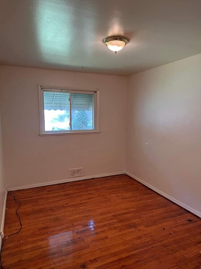 Building Photo - 6507 Cranwood Dr