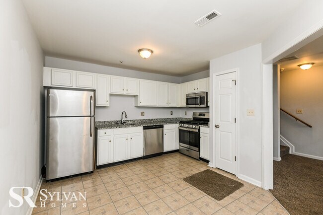 Foto del edificio - Charming 3BR, 2.5BA home is ready for you