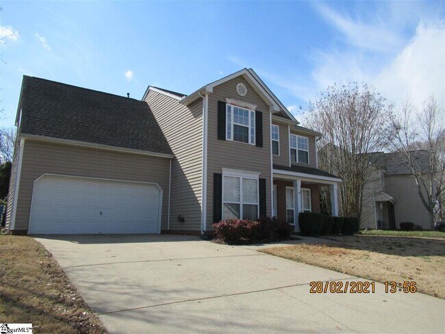 Building Photo - 506 Fairview Lake Way