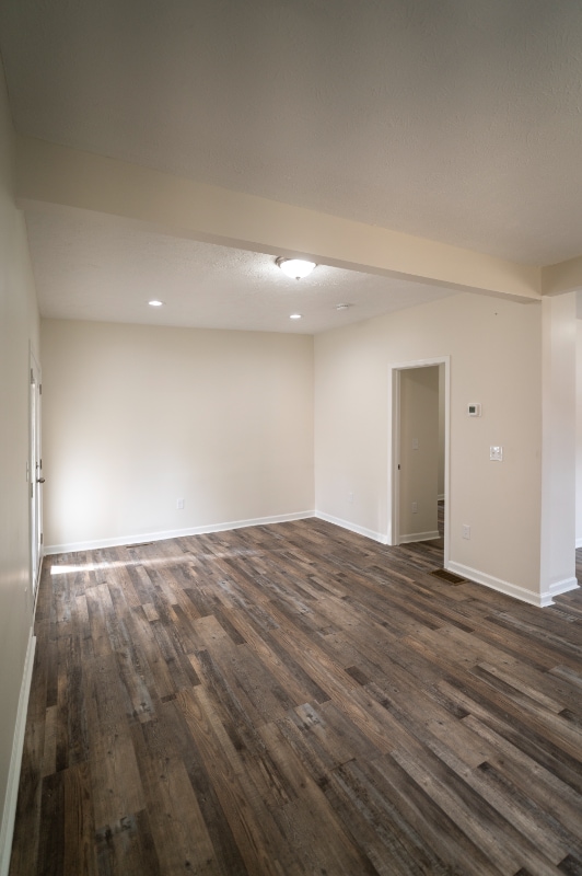 Building Photo - 1277 W 67th St