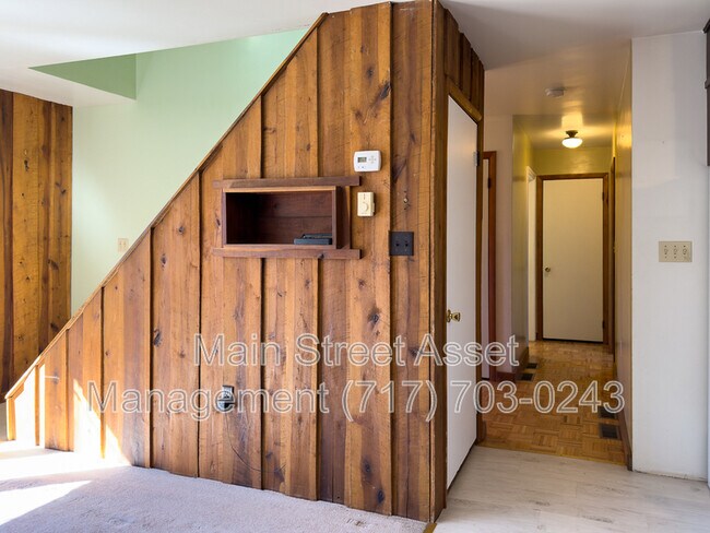 Foto del edificio - 735 Yellow Hill Rd