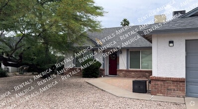 Building Photo - 3922 W Morelos St