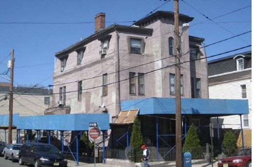 Building Photo - 601 Palisade Ave