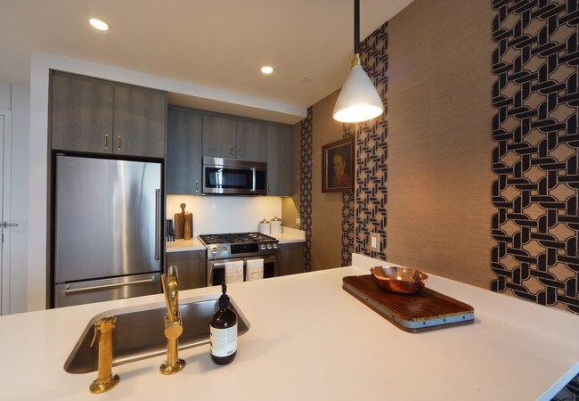 Foto del edificio - 515 W 38th St