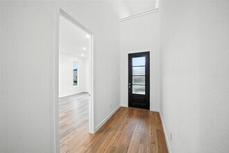 Building Photo - 31218 Anna Mdws Dr
