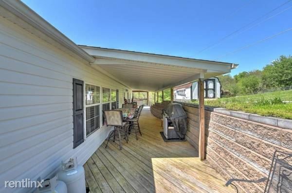 Primary Photo - 3 br, 2 bath House - 883 Bullock Hollow Road