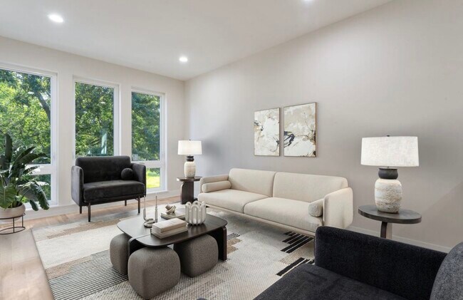 Foto del edificio - 6404 S Vernon Ave