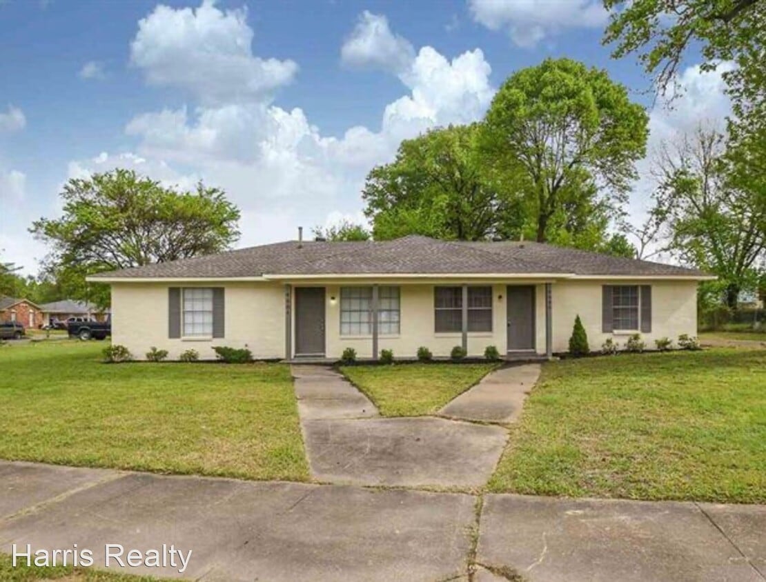 Primary Photo - 2 br, 2 bath House - 4406 Wooddale Avenue