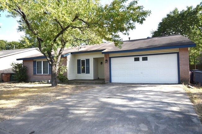 Building Photo - 3928 Leafield Dr