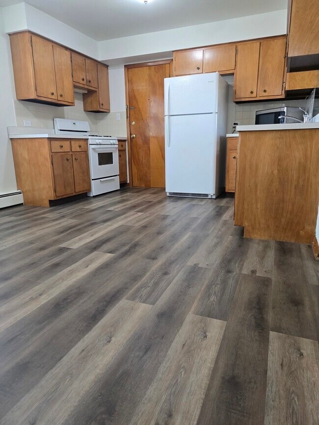 Foto del edificio - 517 Bethel Dr