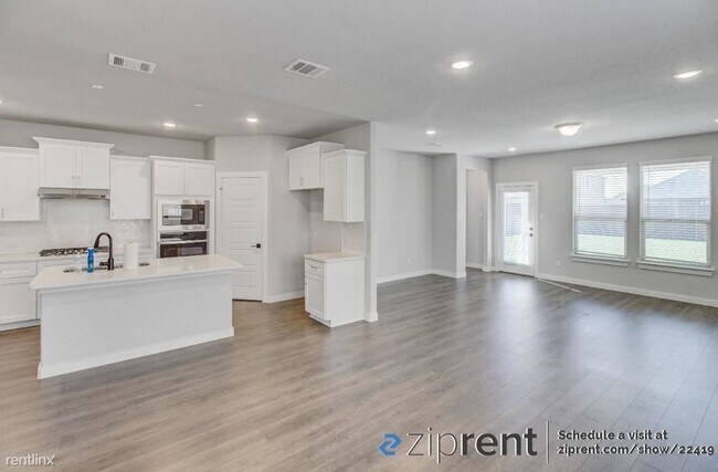 Foto del edificio - 5 br, 3 bath House - 421 Tuscany Drive, Fo...