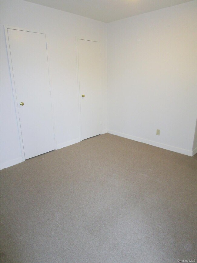 Foto del edificio - 123 Valentine Ln