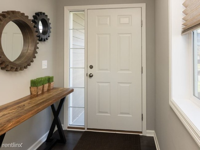 Building Photo - 4 br, 4 bath Townhome - 14244 Wilds Drive
