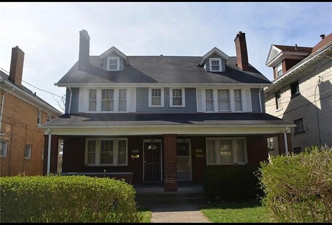 Photo - 967 Davis Ave House