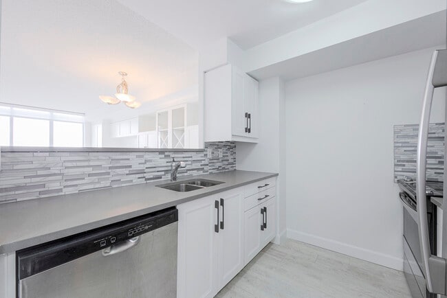 Building Photo - 700-2700 Humberwood Blvd